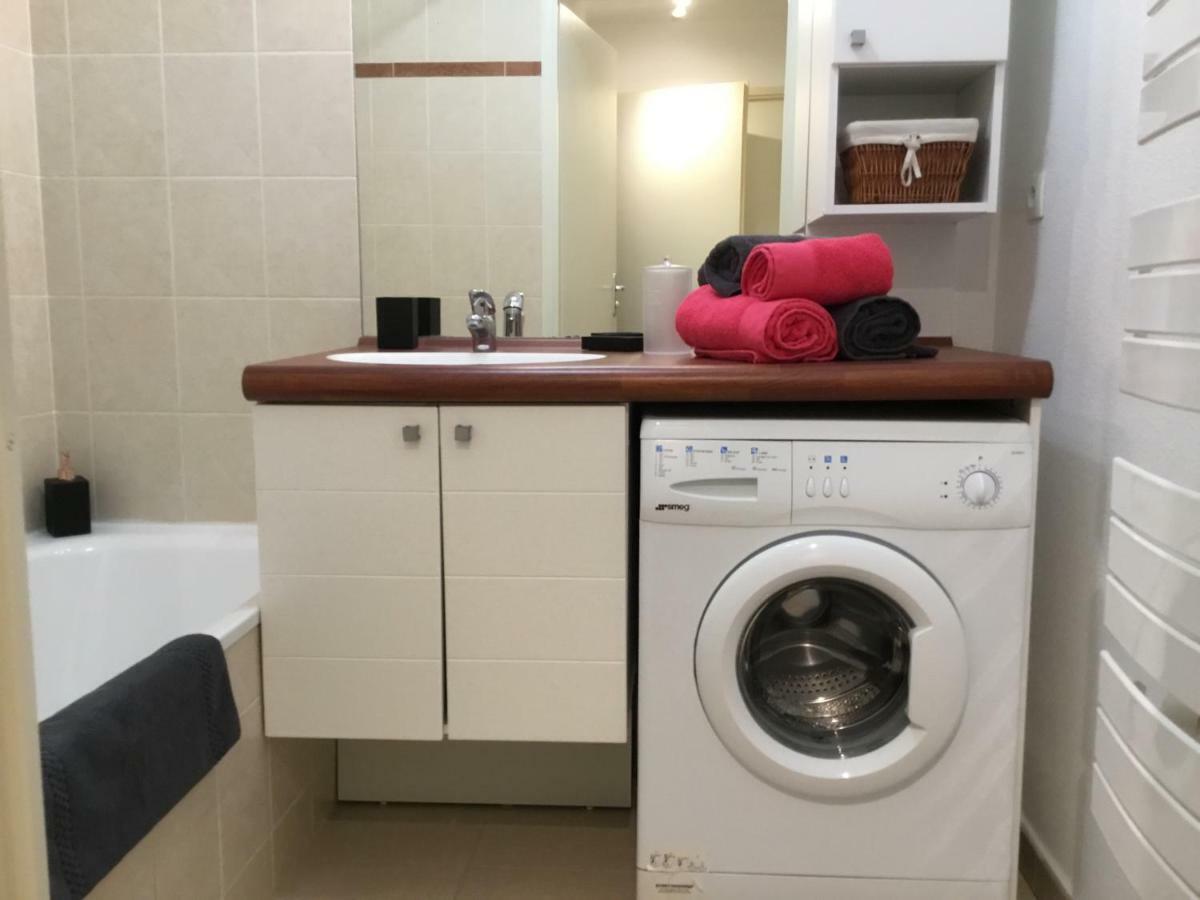 L Edelweiss Et Sa Piscine Apartment Albertville Luaran gambar